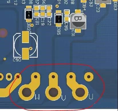 PCB設(shè)計(jì)不僅可以將PCB實(shí)現(xiàn)為即插即用的插件，而且可以增加焊料的厚度以達(dá)到過(guò)大電流的目的。